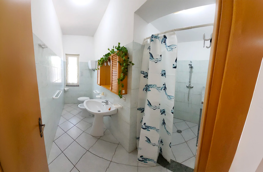 Bagno dell'appartamento Graziella di Villa Ilaria
